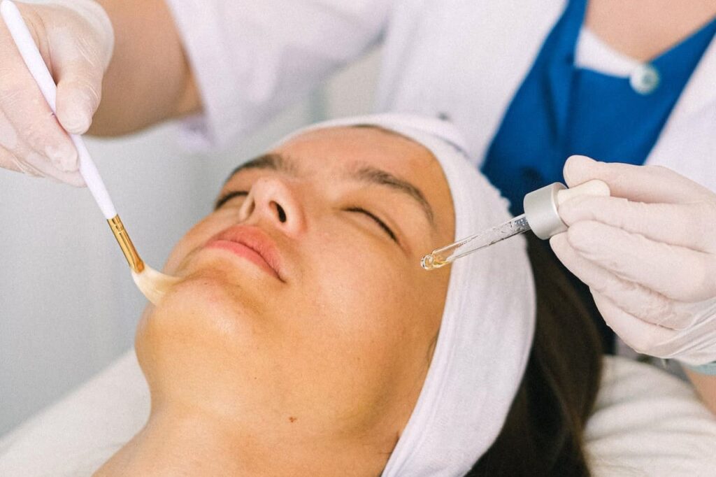 Salon kosmetyczny Bielsko Biała - Aneta Syk - Kucharczyk - Oczyszczanie wodorowe cery – na czym polega